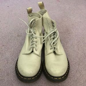 Ran doc Martin boots